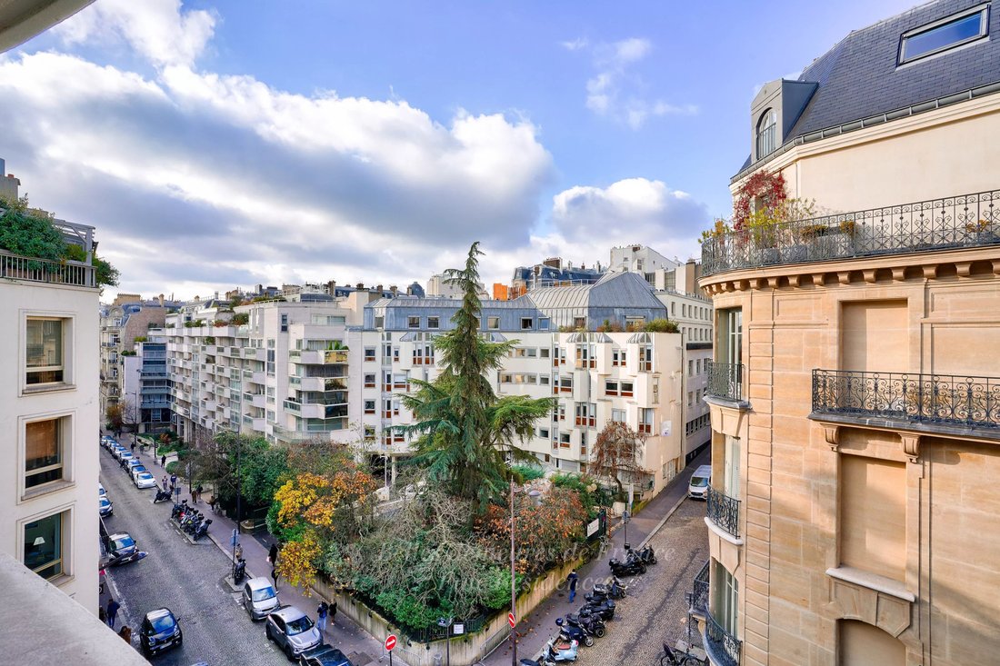 Apartment in Chaillot, Paris 16e Arrondissement, Paris 1 - 15833184