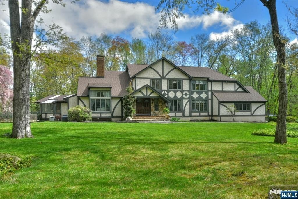 House in Saddle River, New Jersey, United States 1 - 15610195