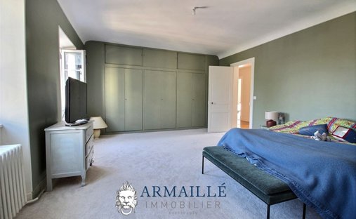 Castle for Sale in Évreux, Normandy, France