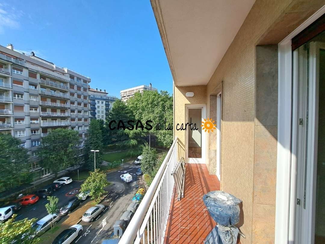Apartment in Centro, Donostia-San Sebastian, Spain 3 - 15833195