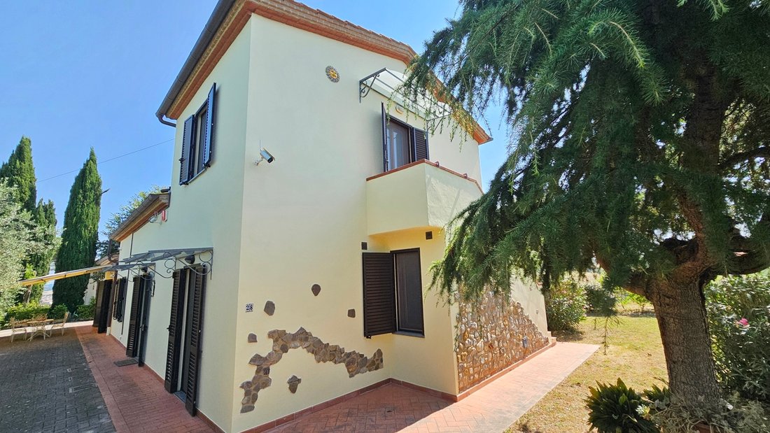 Villa in San Gimignano, Tuscany, Italy 3 - 15832307