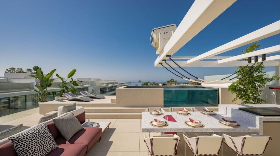 Villa in Puerto Banus, Marbella, Spain 3 - 15832147