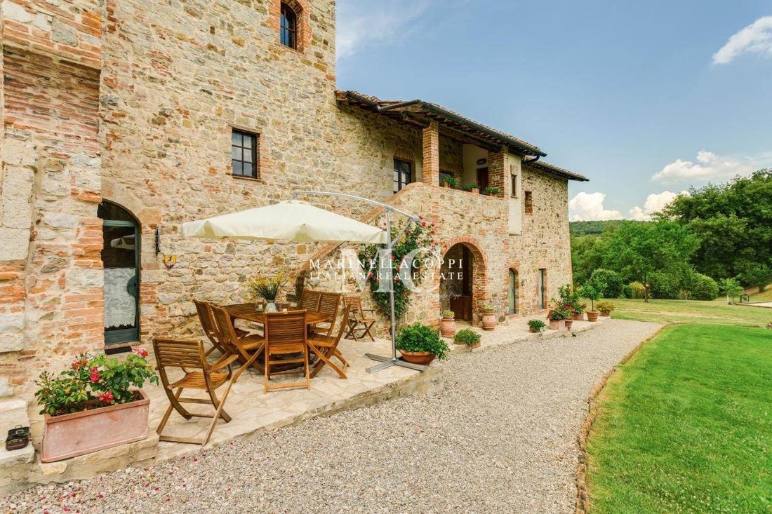 Estate in Castelnuovo Berardenga, Tuscany, Italy 5 - 15831475