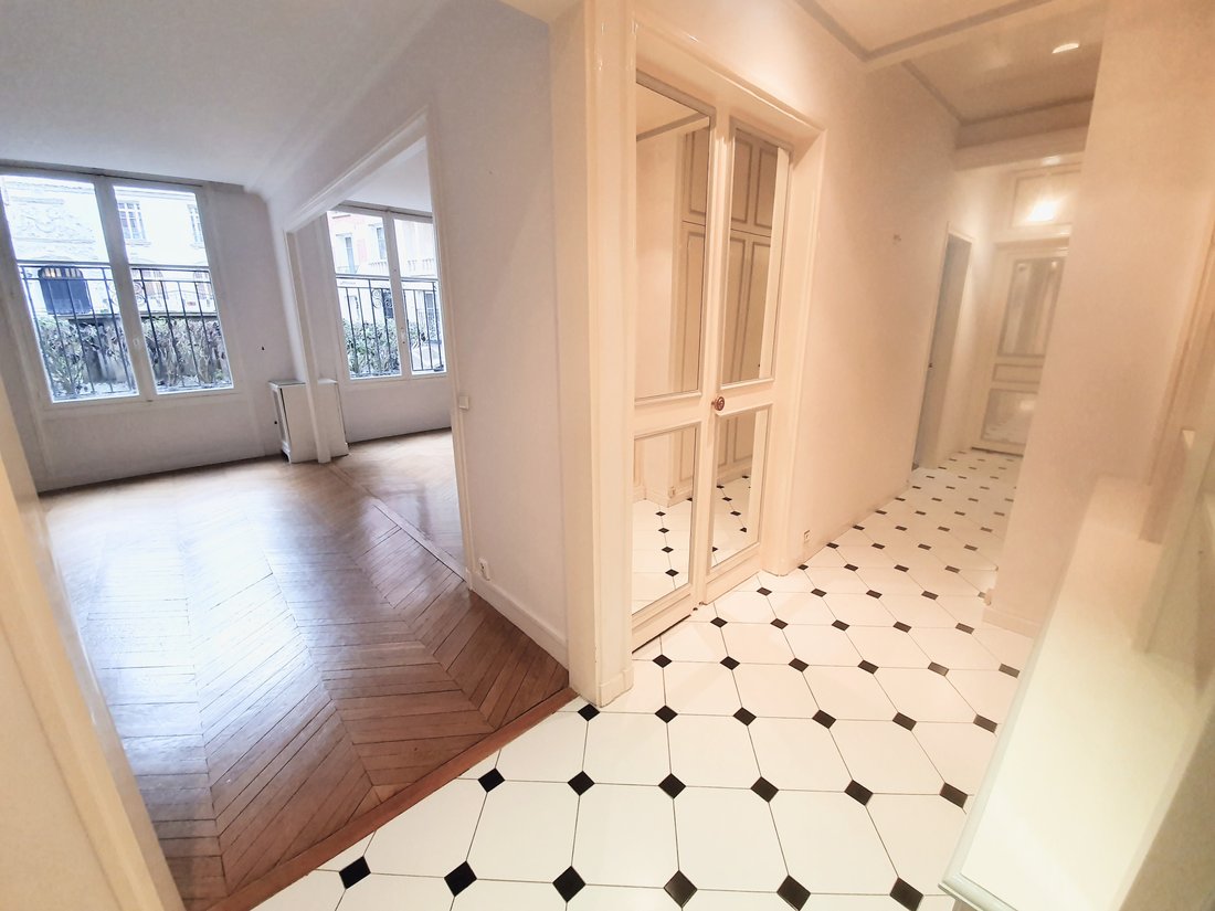 Apartment in Odéon, Paris 6e Arrondissement, Paris 5 - 15835142