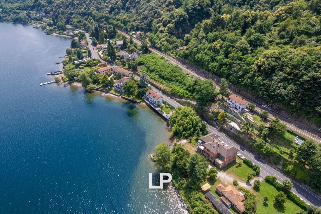 Villa in Meina, Piemont, Italien 5 - 15831296
