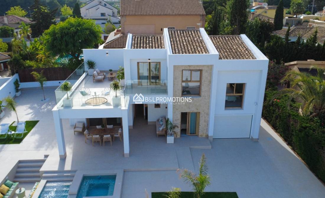 Villa in Dehesa de Campoamor, Orihuela, Valencian Community 3 - 15831741