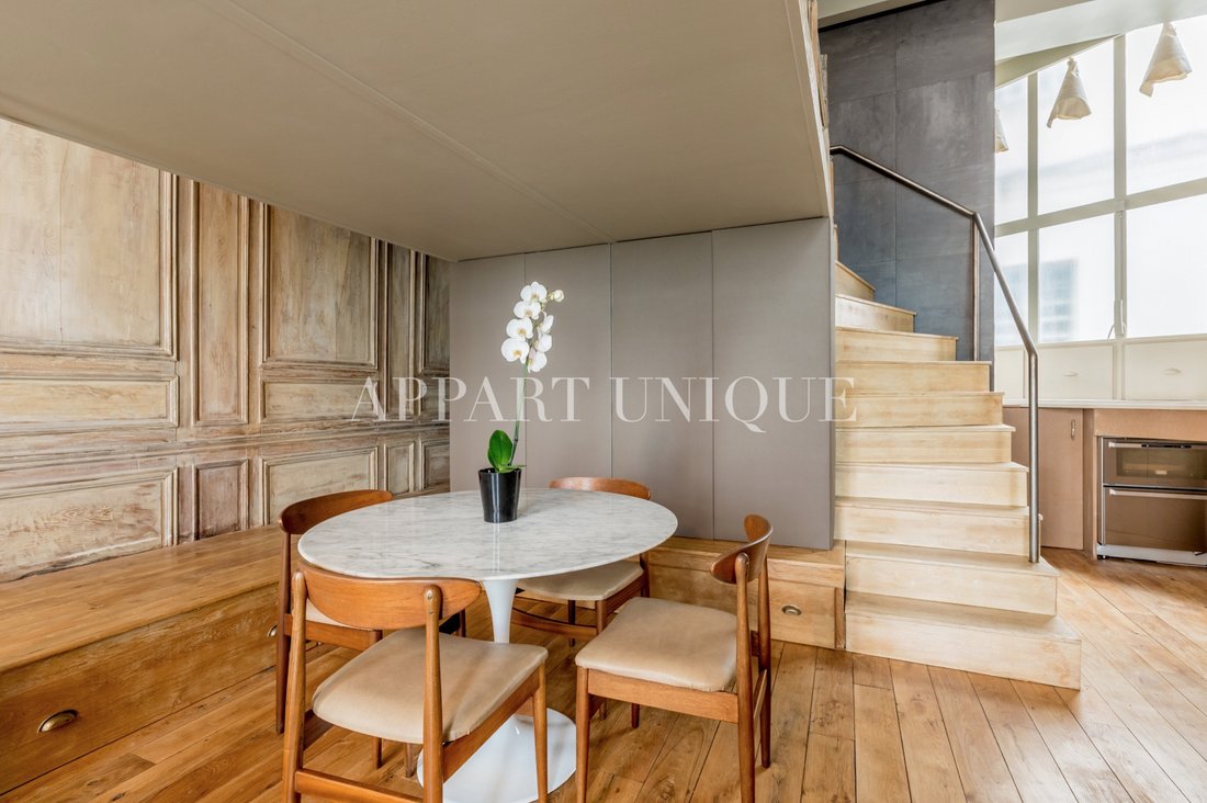 Apartment in Palais Royal, Paris 1er Arrondissement, Paris 4 - 15835009