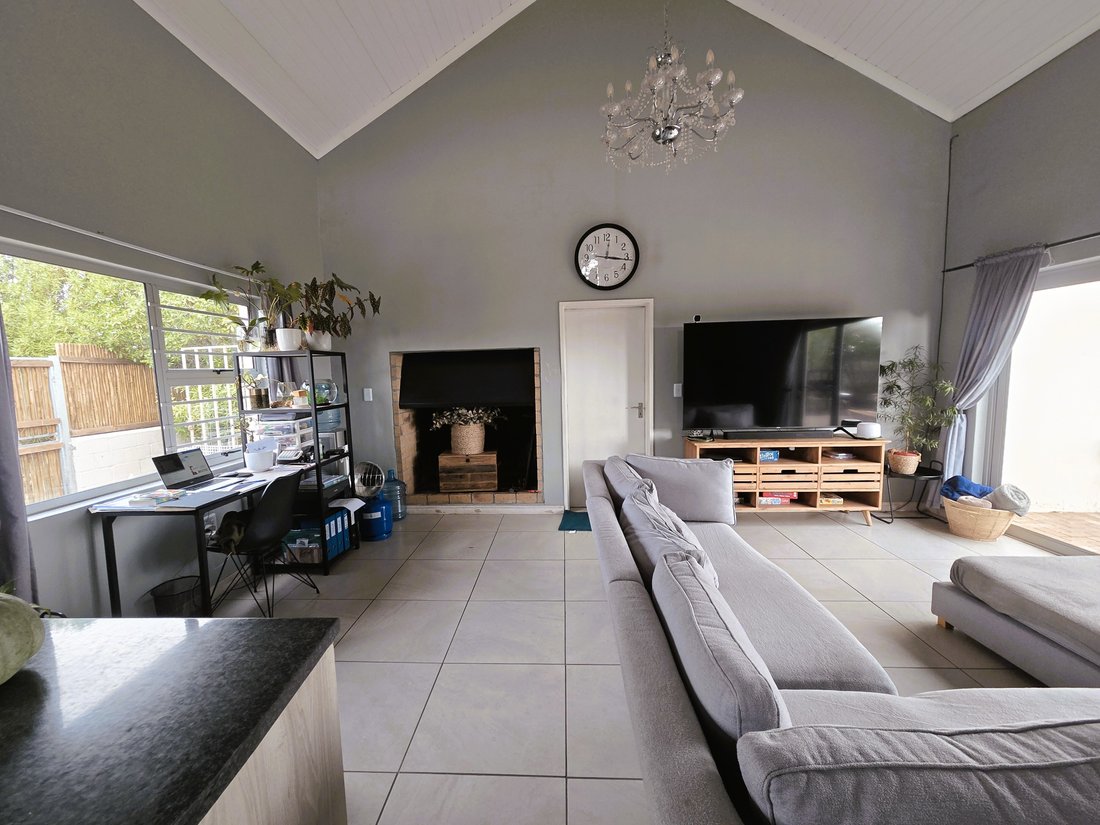 Estate in Langebaan, Western Cape, South Africa 5 - 15832504