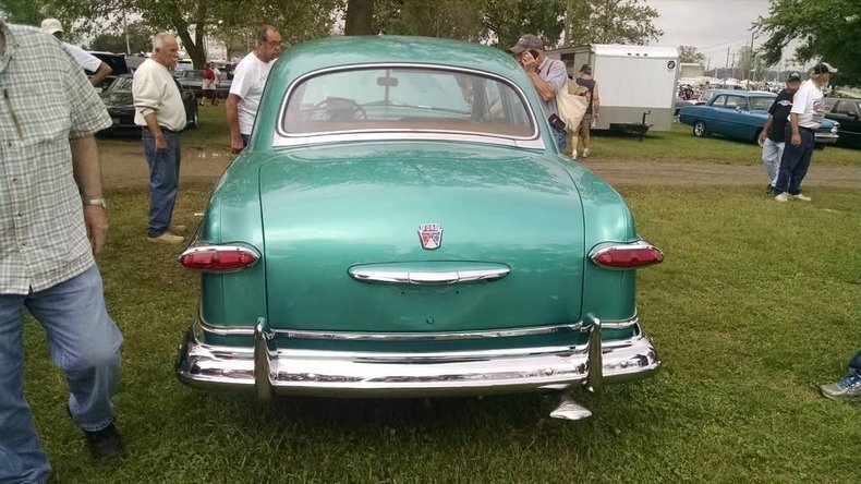 Coupe in Glendale, United States 3 - 15835322
