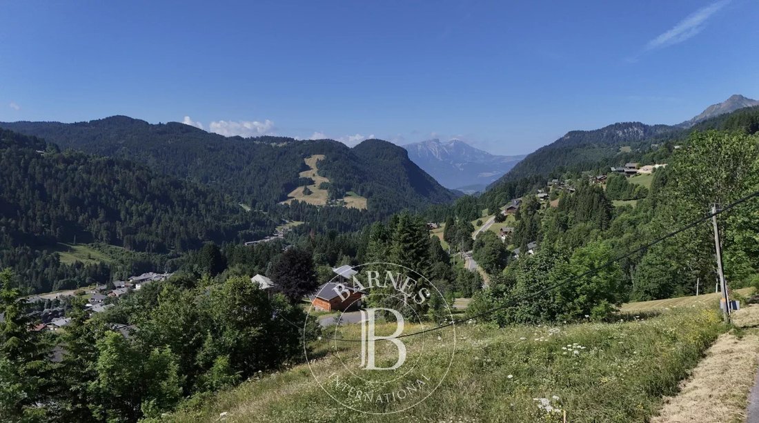 Terreno a Les Gets, Alvernia-Rodano-Alpi, Francia 1 - 15284548
