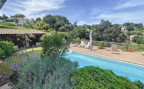 Villa in Fontmerle, Antibes, France 1