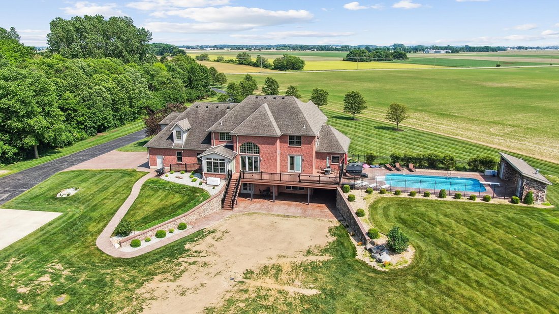 House in Piqua, Ohio, United States 4 - 15832482