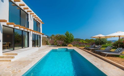 Villa in Ibiza Town, Balearic Islands, Spain 1