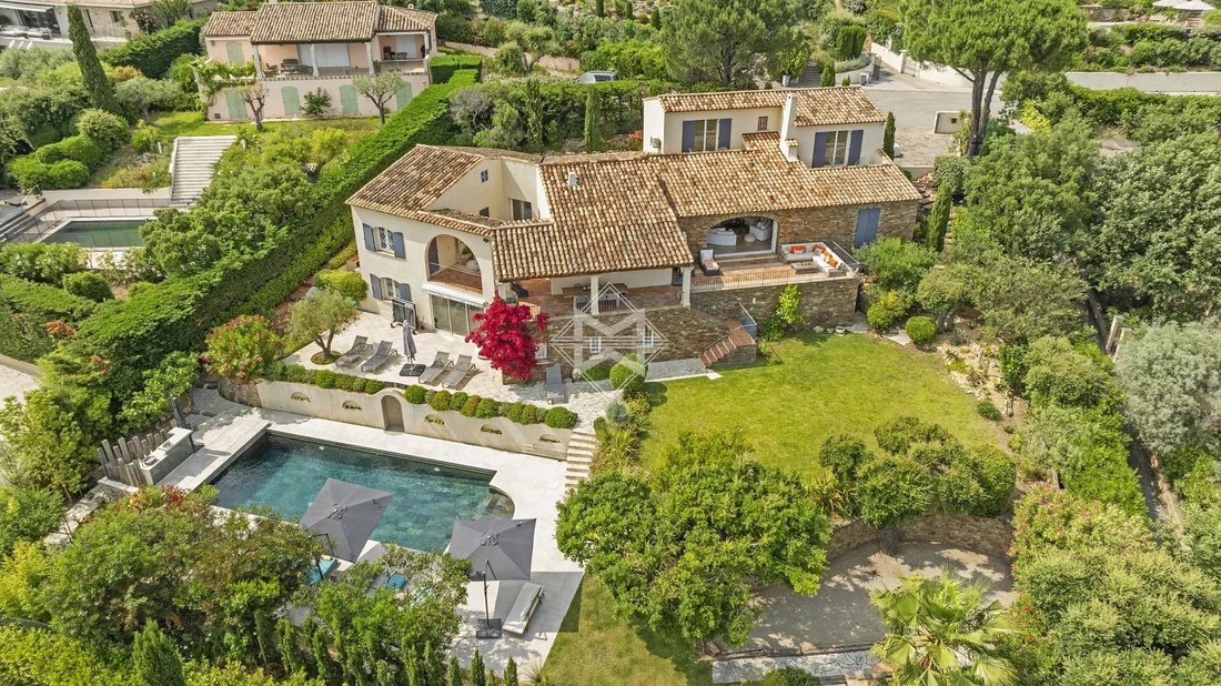 Villa in Grimaud, Provence-Alpes-Côte d'Azur, France 1 - 15832048