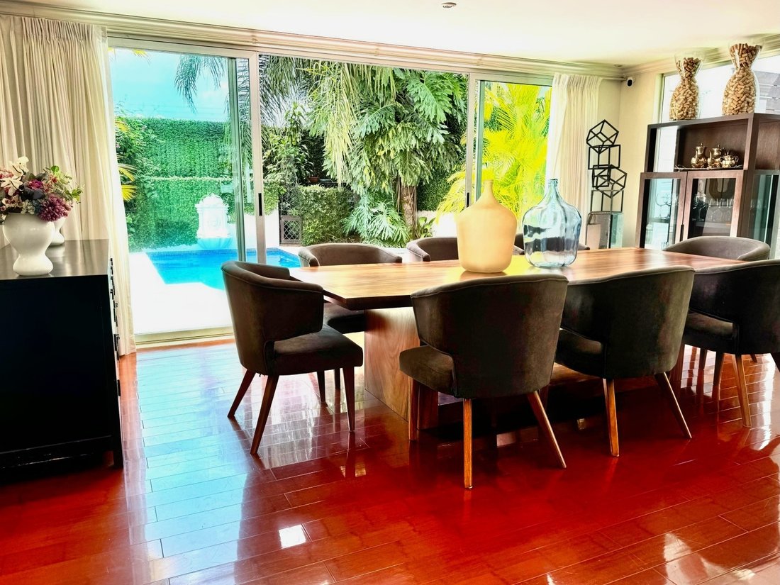 House in Santa Ana, San José Province, Costa Rica 4 - 15833874