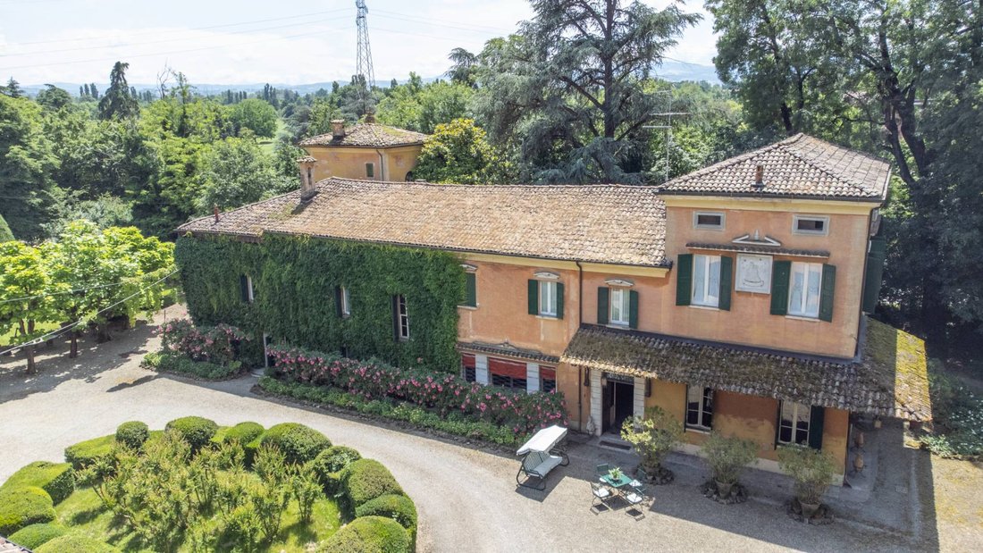 Villa in Formigine, Emilia-Romagna, Italy 3 - 15817885