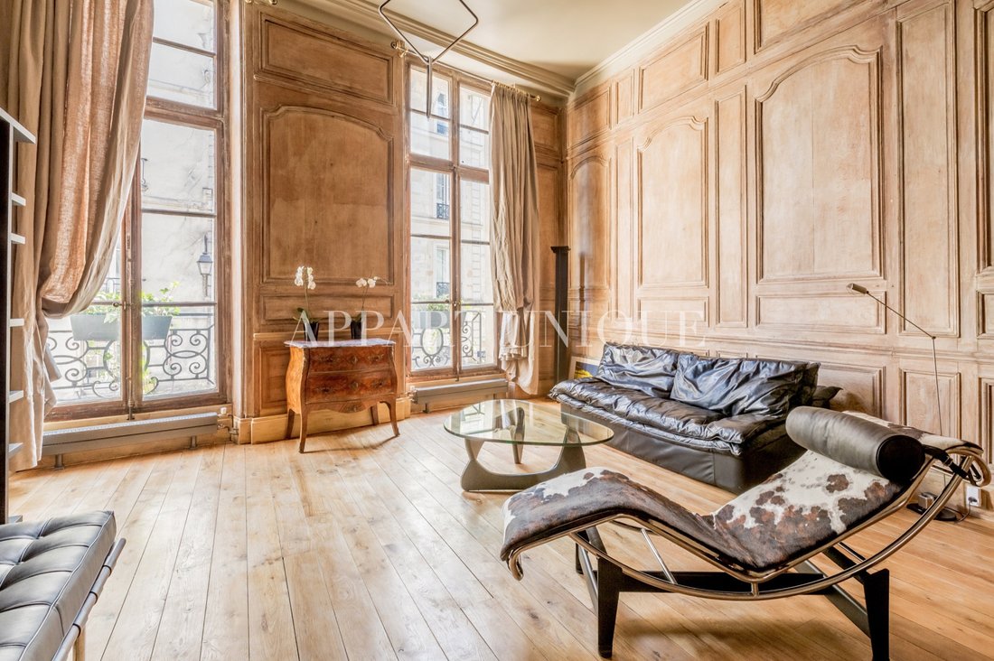 Apartment in Palais Royal, Paris 1er Arrondissement, Paris 1 - 15835009