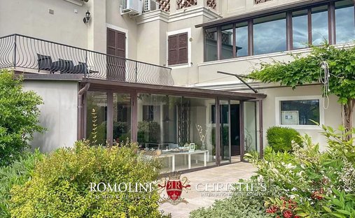 Castle for Sale in Montefalco, Umbria, Italy