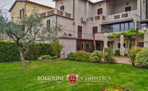 Castle for Sale in Montefalco, Umbria, Italy