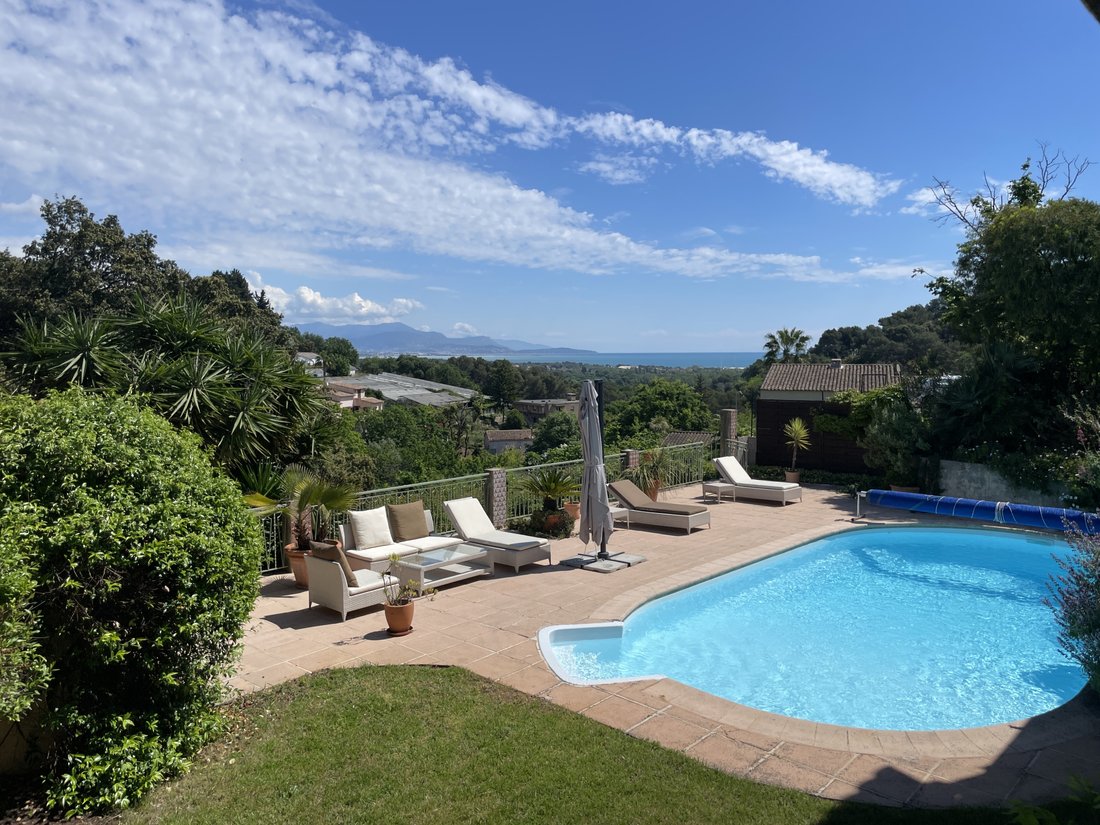 Villa in Fontmerle, Antibes, France 3 - 15833258