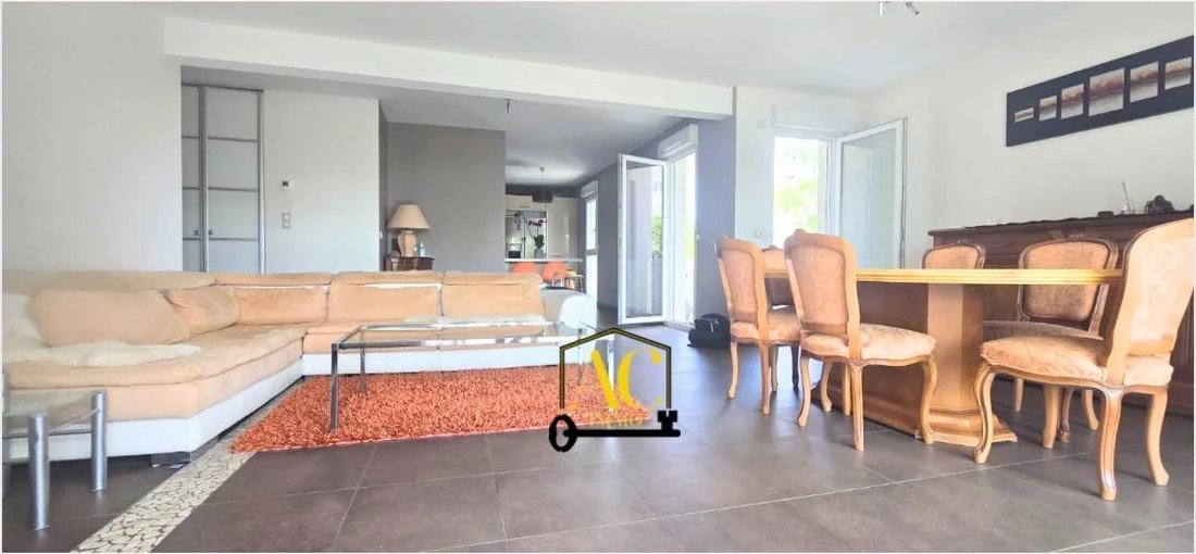 Apartment in Ferney-Voltaire, Auvergne-Rhône-Alpes, France 3 - 15826290