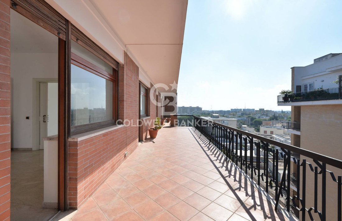 Apartamento en Lecce, Apulia, Italia 2 - 15833887