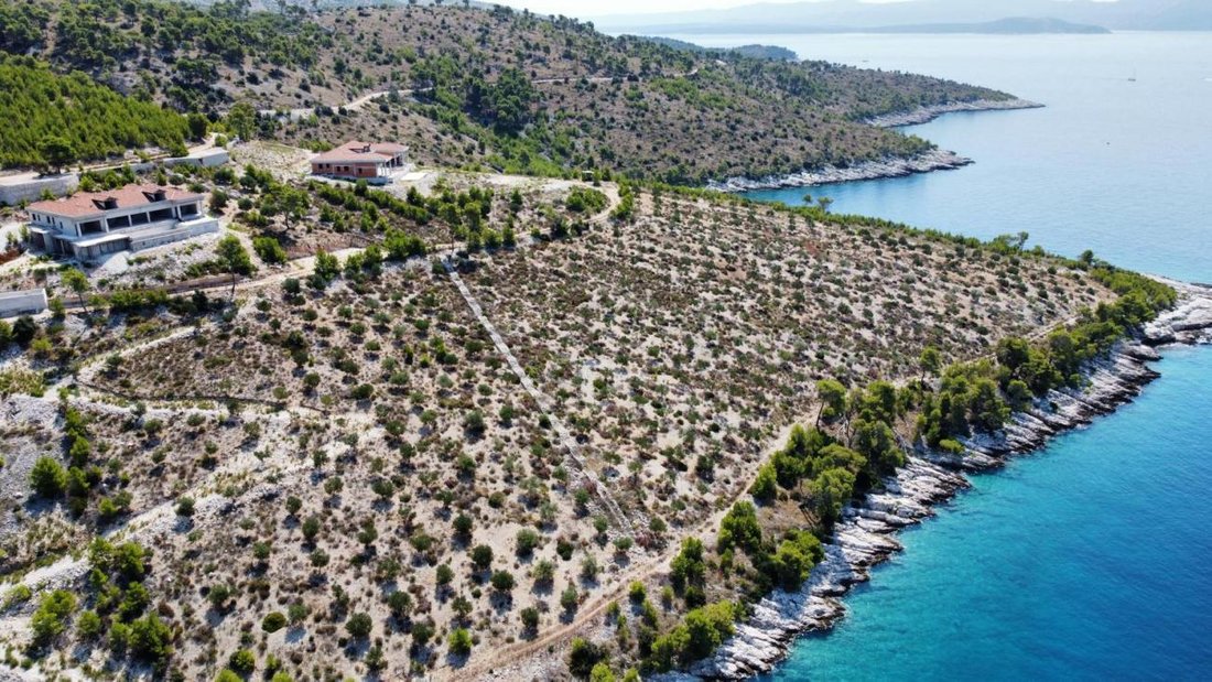 Villa in Dol, Split-Dalmatia County, Croatia 2 - 15833750