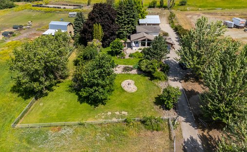 House in Coldstream, British Columbia, Canada 1