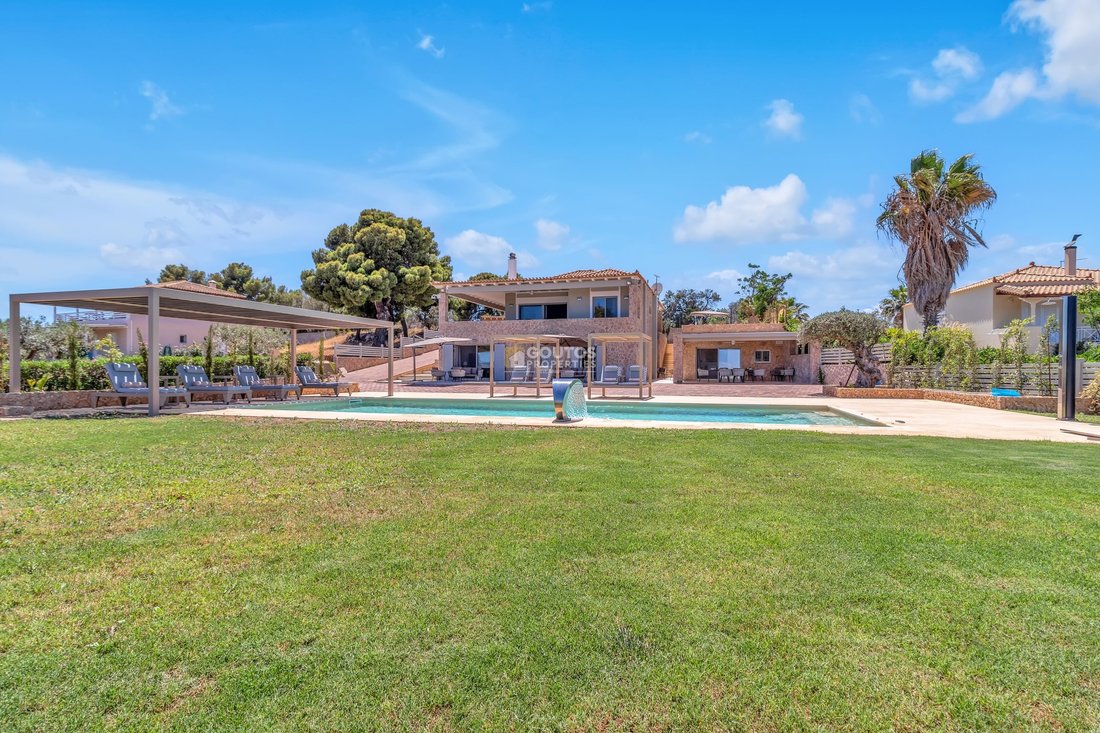 Villa in Koinotita Kranidiou, Kranidi, Greece 2 - 15834467