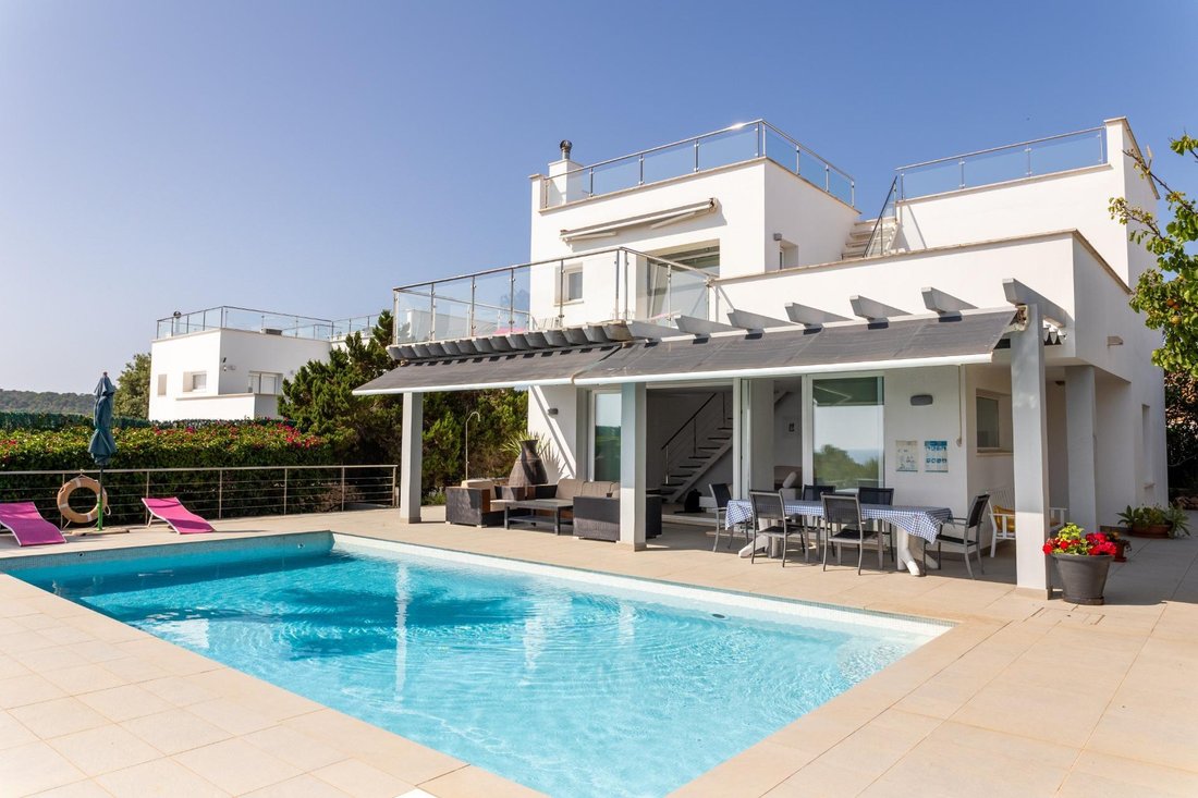 Villa in Alaior, Balearic Islands, Spain 3 - 15833343