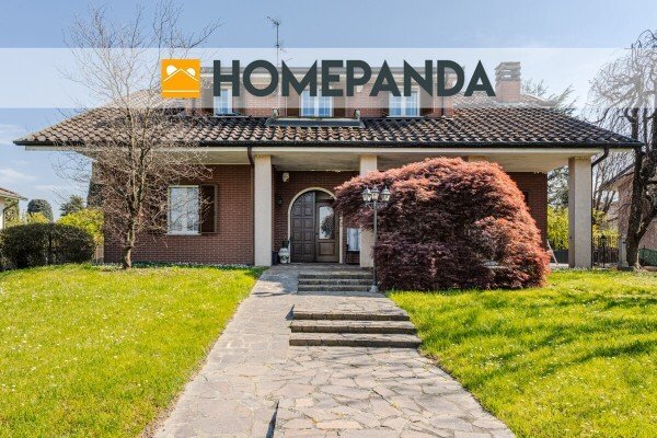 Villa in Mediglia, Lombardy, Italy 1 - 15831899