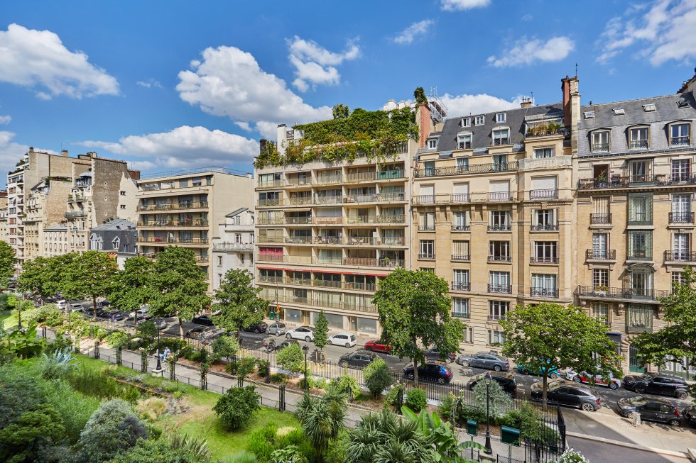 Apartment in Montorgueil-Saint Denis, Paris 2e Arrondissement, Paris 1 - 15834955