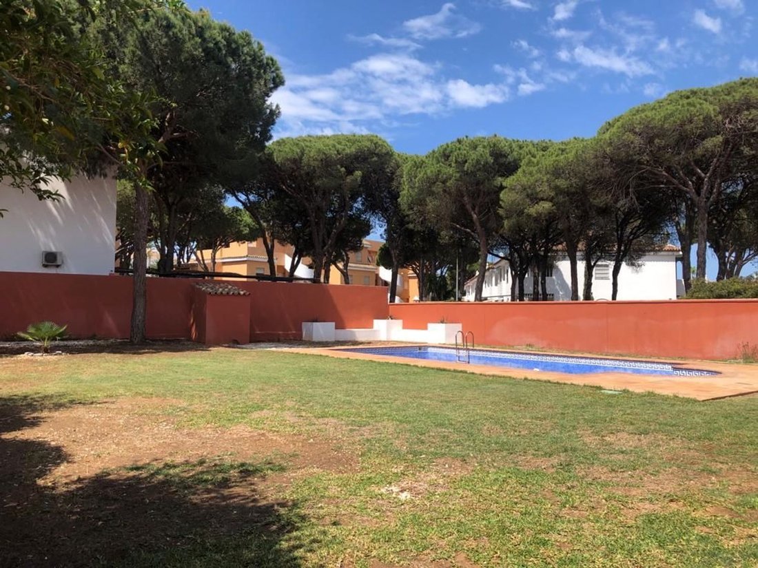 Villa in Chiclana de la Frontera, Andalusia, Spain 5 - 15835194