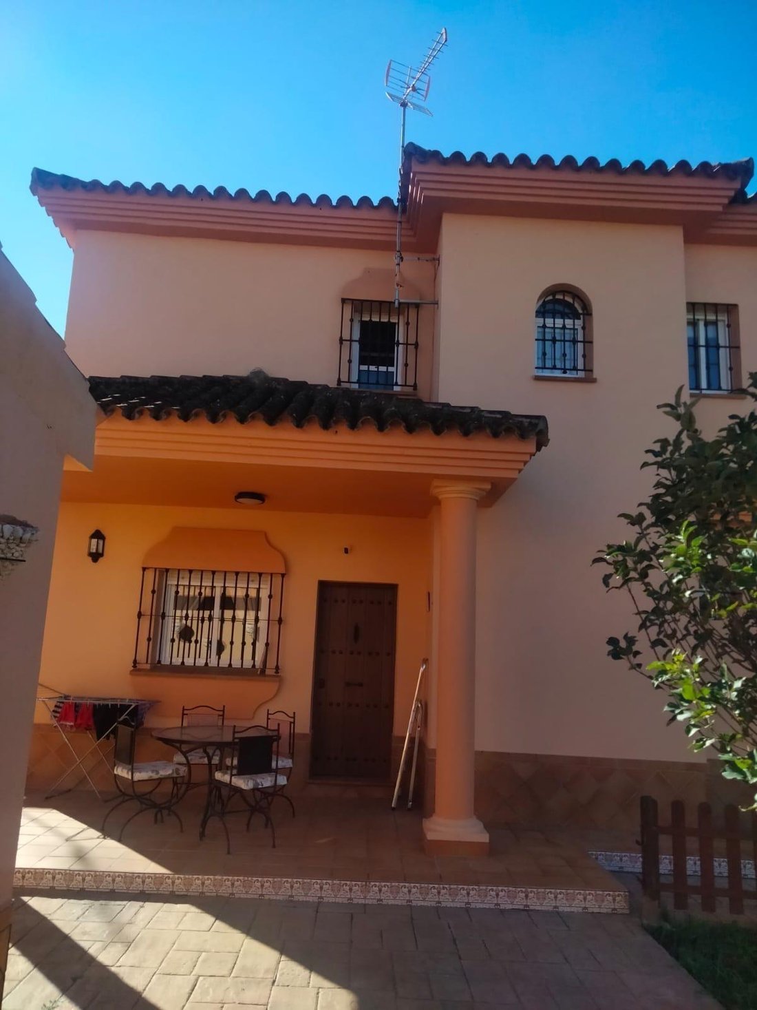 Villa in Chiclana de la Frontera, Andalusia, Spain 1 - 15835546