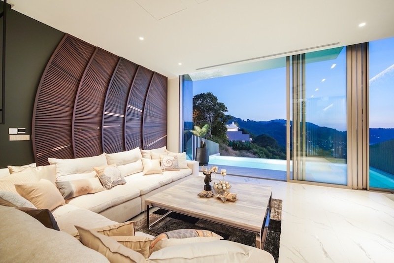 Villa in Karon, Phuket, Thailand 2 - 15830897