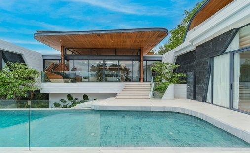 Villa in Choeng Thale, Phuket, Thailand 1
