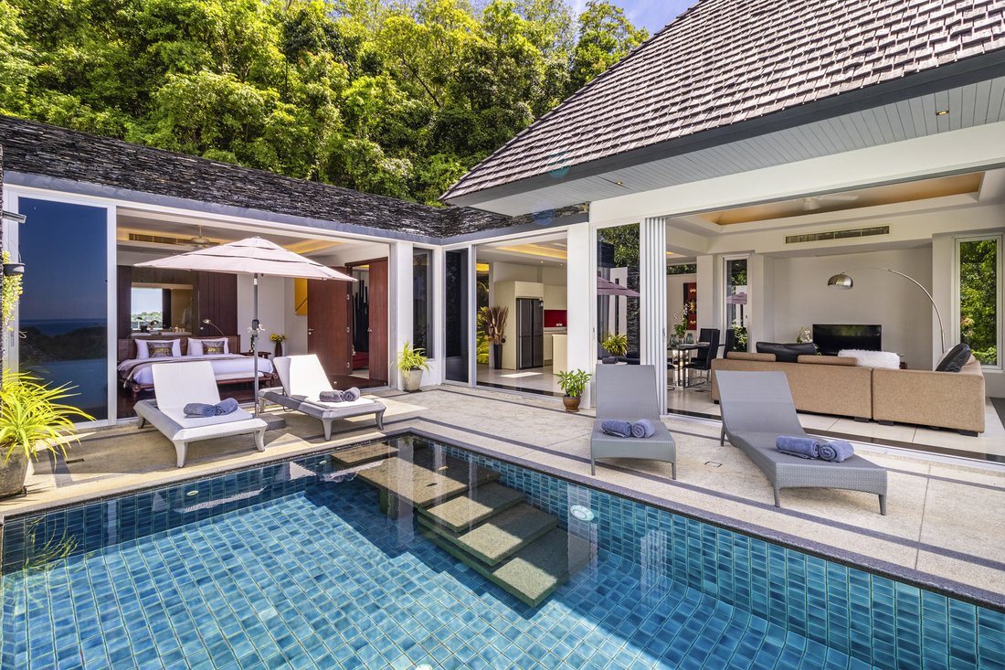 Villa in Choeng Thale, Phuket, Thailand 1 - 15835548