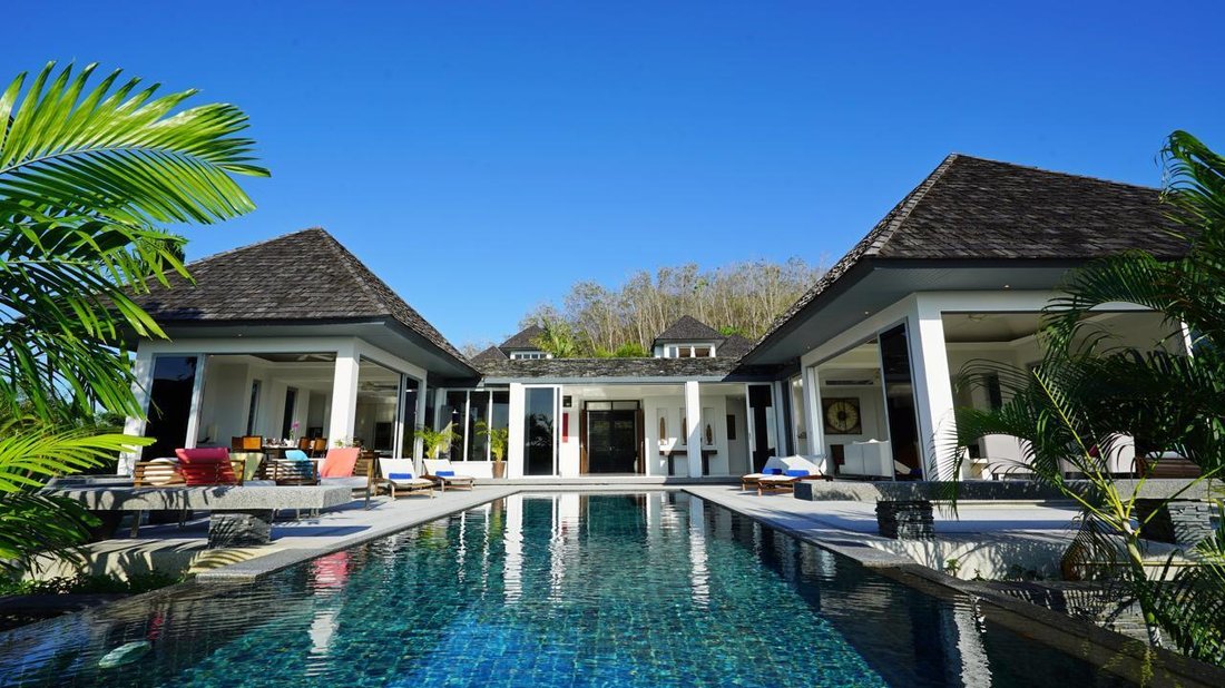 Villa in Choeng Thale, Phuket, Thailand 1 - 15835609