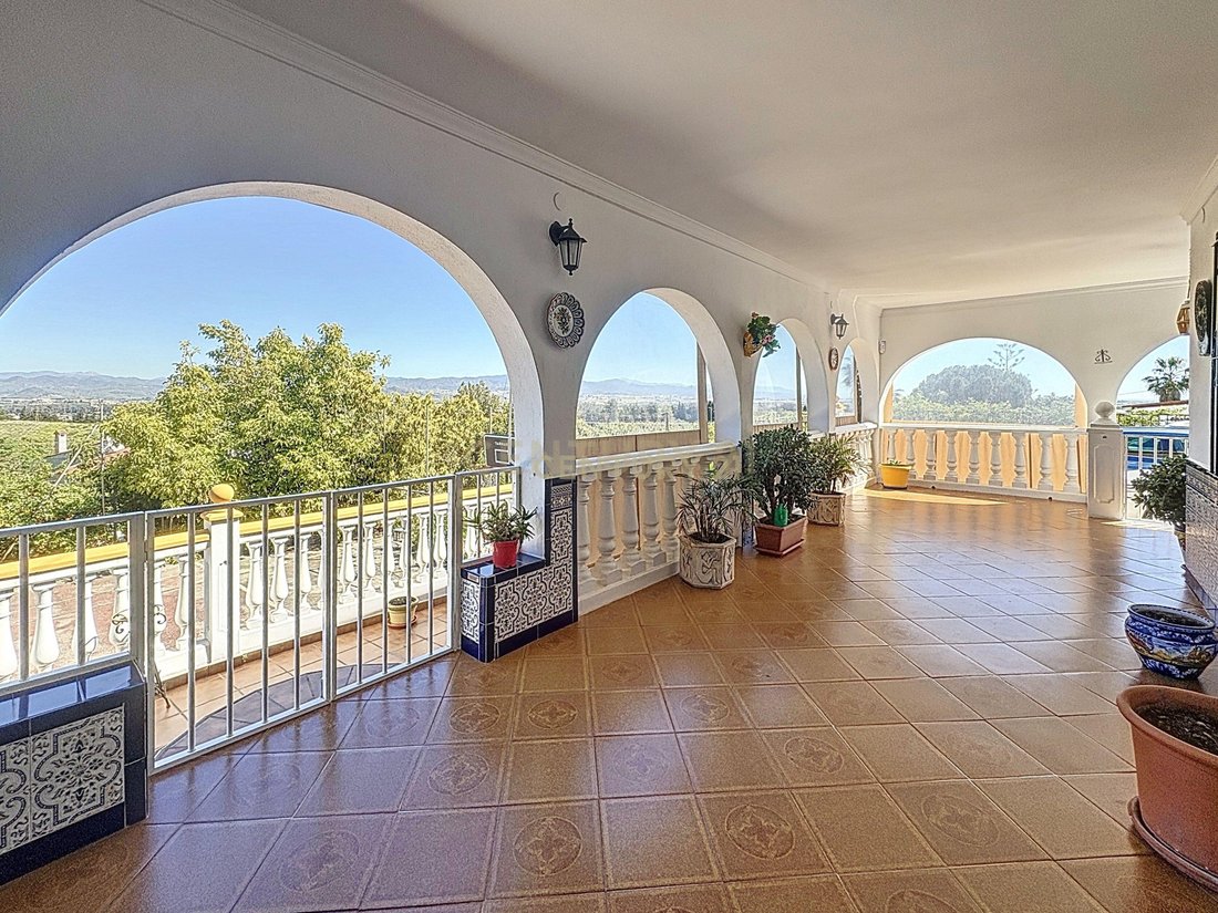 Villa in Alhaurin de la Torre, Andalusia, Spain 2 - 15835709