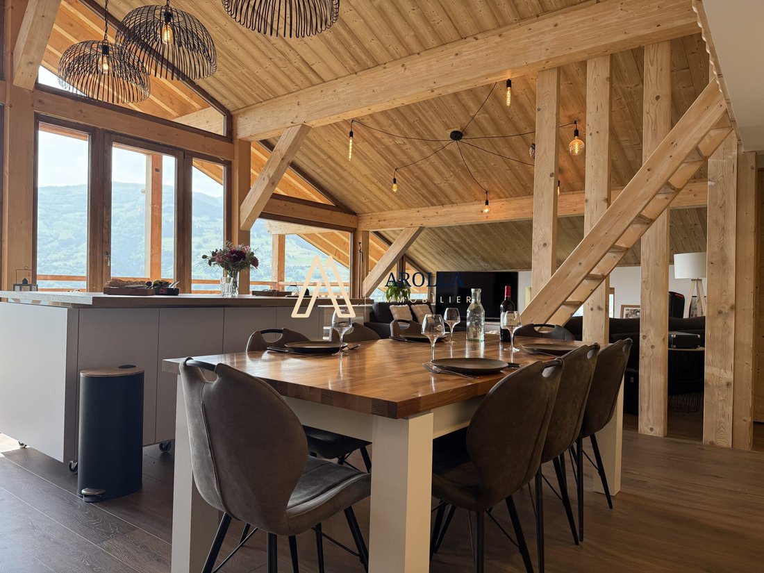 Chalet in Bourg-Saint-Maurice, Auvergne-Rhône-Alpes, France 4 - 15836494