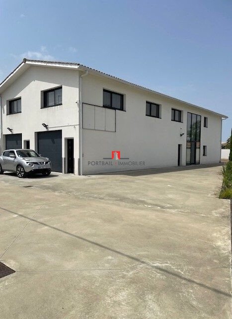 Yvrac, Nouvelle-Aquitaine, France 1 - 15836571