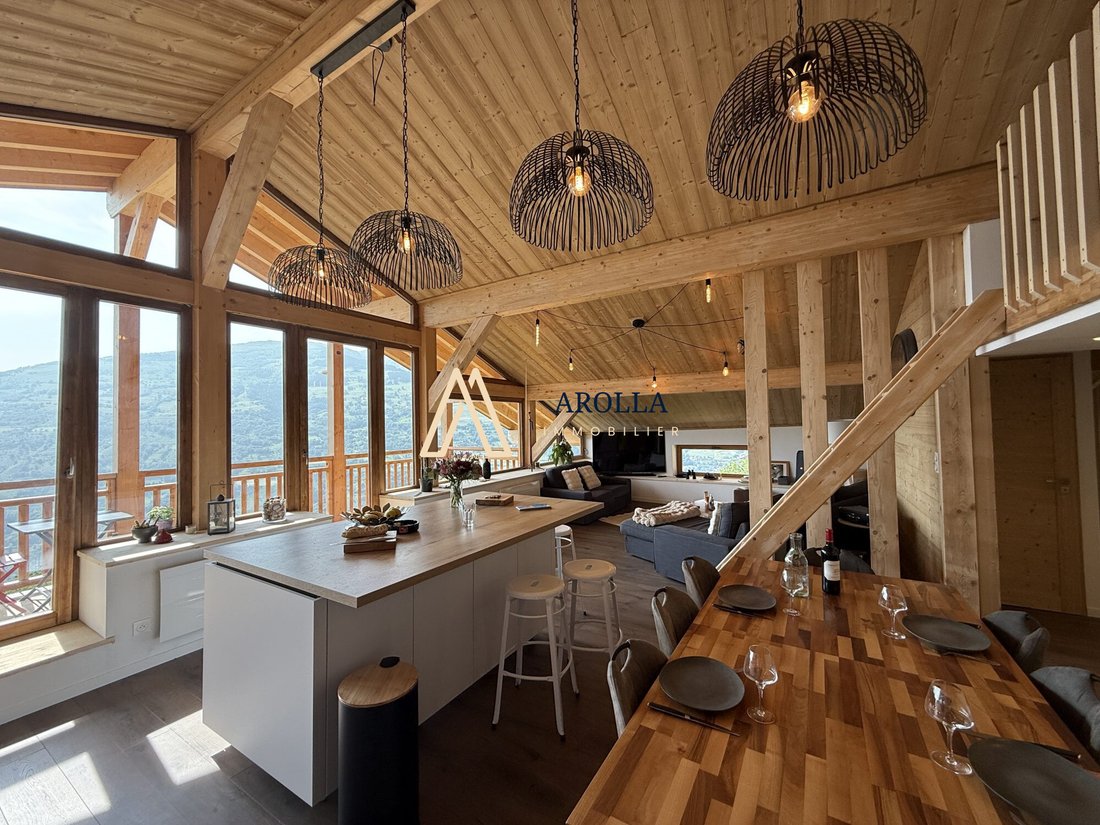 Chalet in Bourg-Saint-Maurice, Auvergne-Rhône-Alpes, France 2 - 15836494