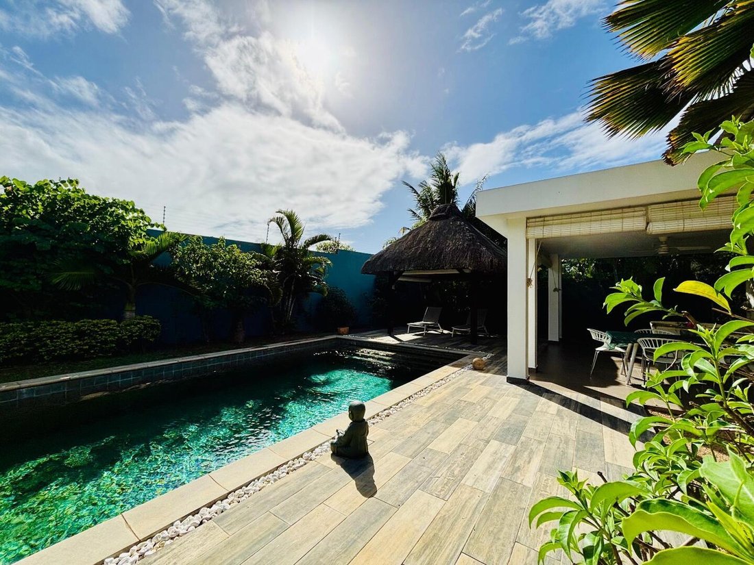 Villa in Grand Baie, Rivière du Rempart District, Mauritius 4 - 15836846