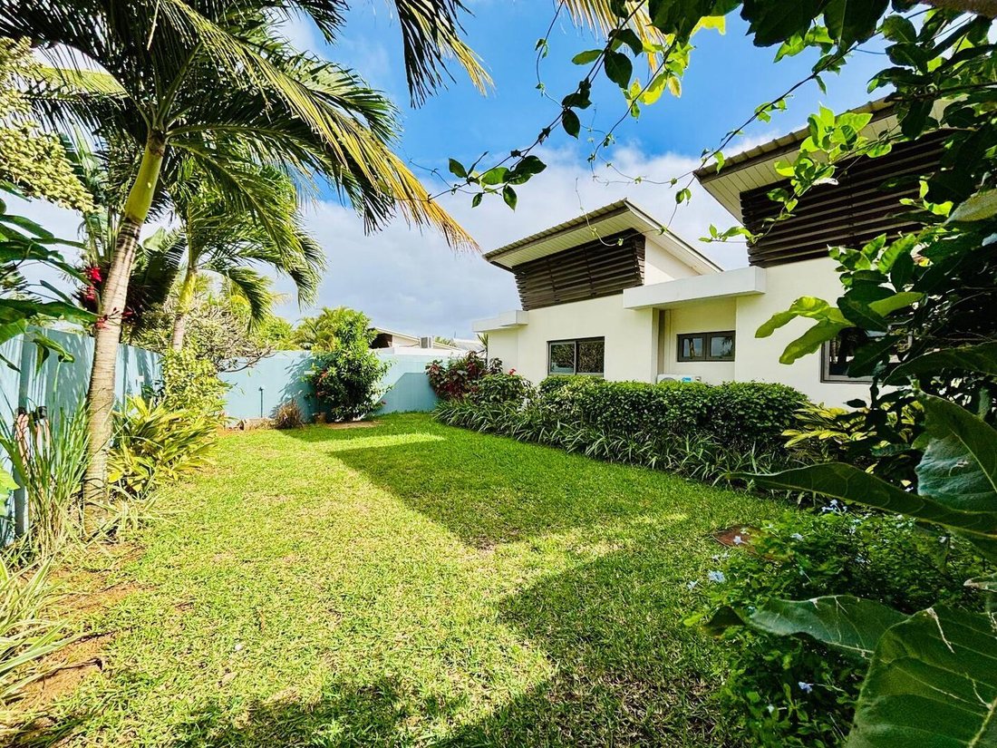 Villa in Grand Baie, Rivière du Rempart District, Mauritius 3 - 15836846