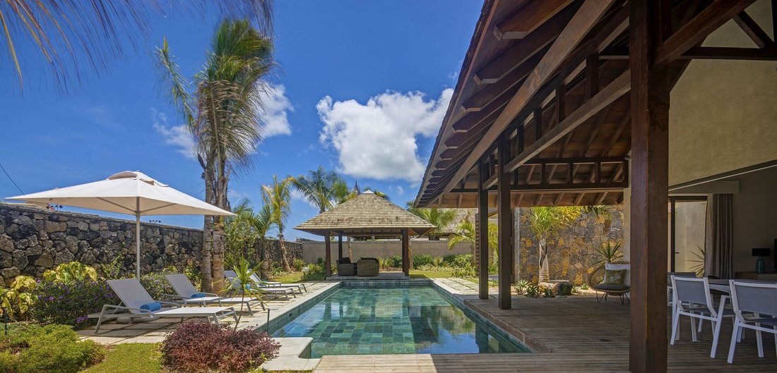 Villa in Grand Gaube, Rivière du Rempart District, Mauritius 4 - 15836898