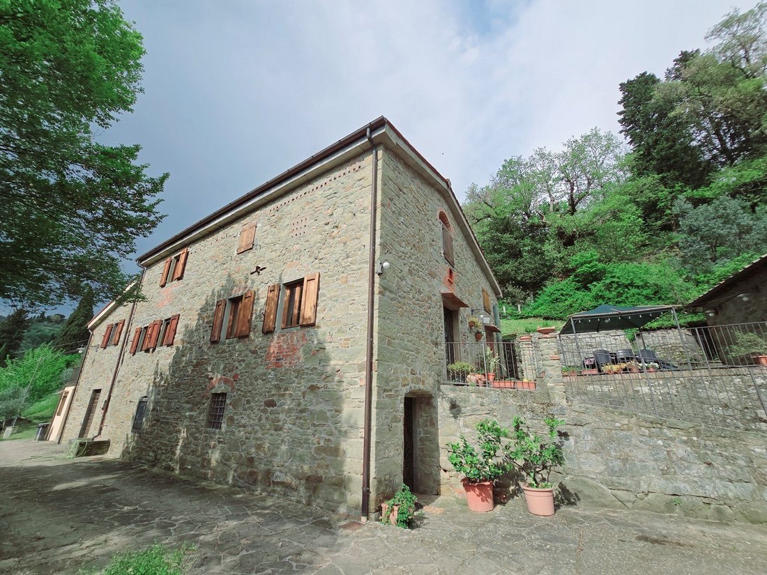 Villa in Loro Ciuffenna, Tuscany, Italy 2 - 15837062
