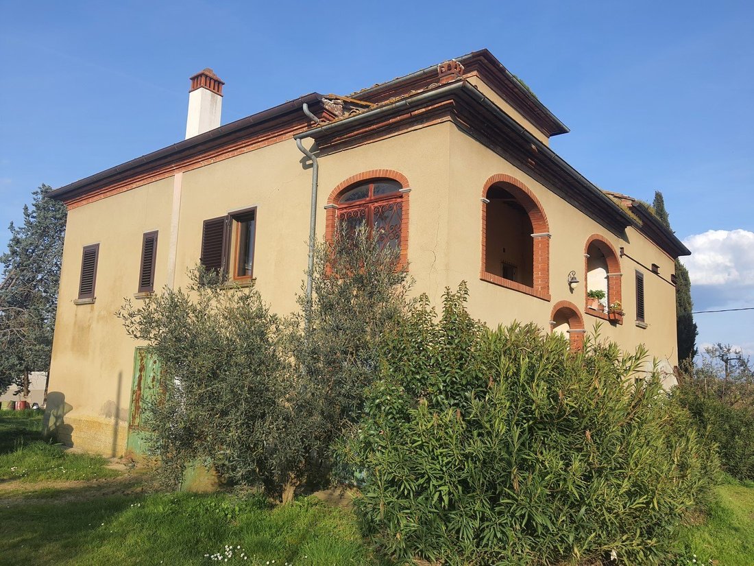 Villa in Lucignano, Tuscany, Italy 2 - 15837066