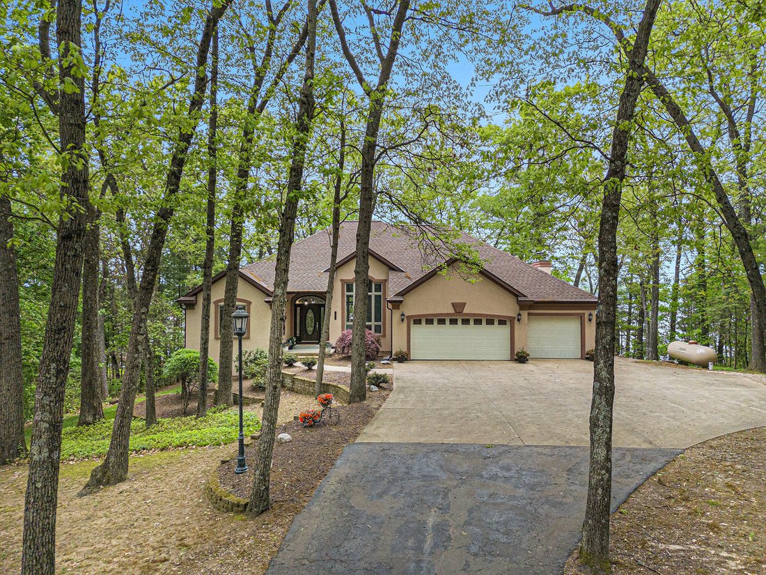 Haus in Allegan, Michigan, Vereinigte Staaten 2 - 15699296