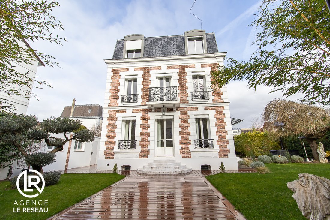 House in Plateau-Grèves-Europe-Gare du Stade-Fossés Jean, Colombes, France 1 - 15837230
