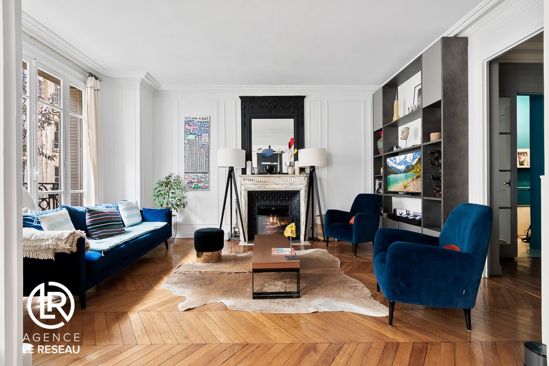 Apartment in La Plaine des Sablons, Neuilly-sur-Seine, France 3 - 15837211